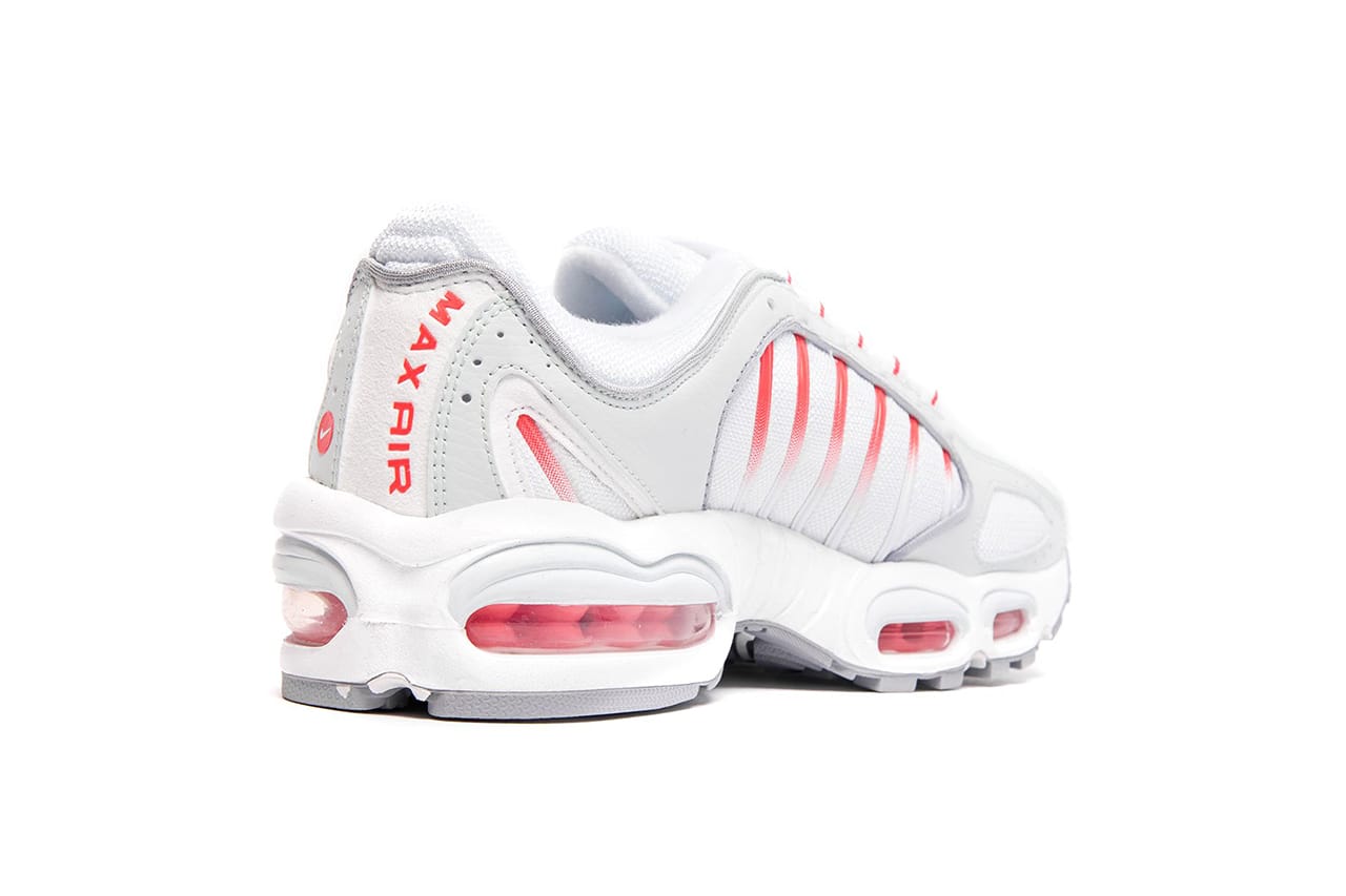 nike tailwind 4 white red