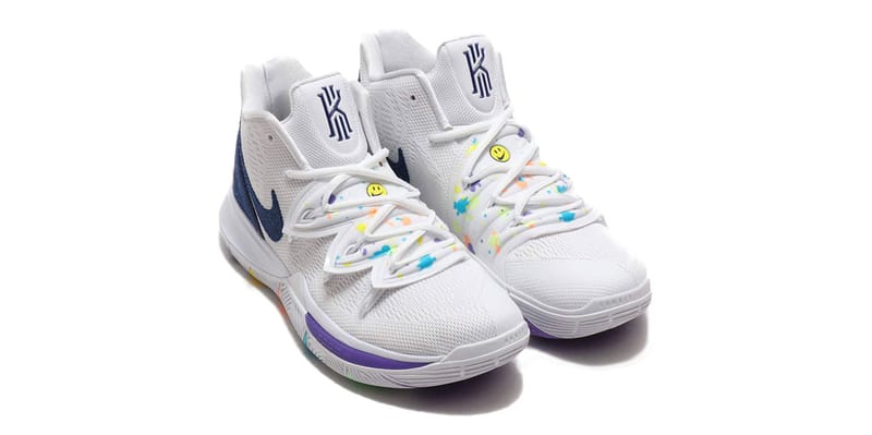 kyrie 5s have a nike day