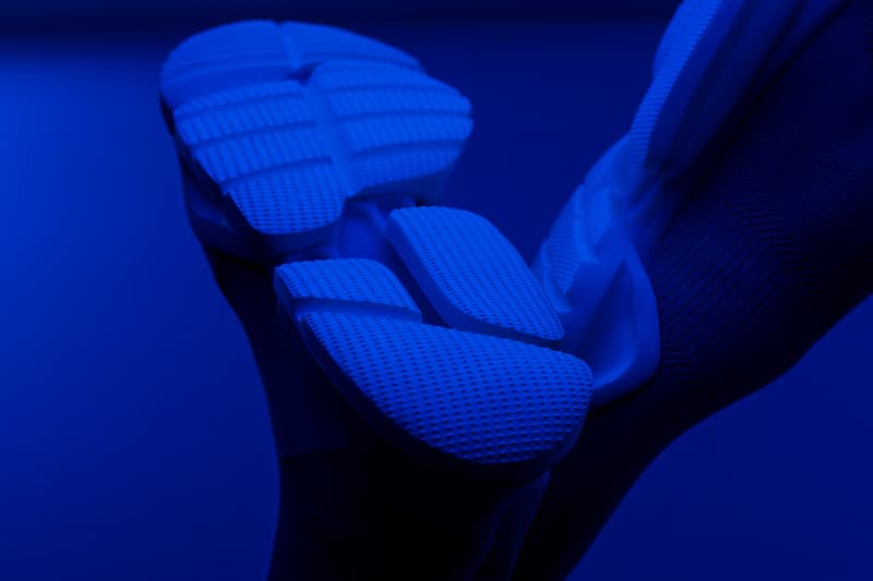 Reebok Run.r 96 Sock Run.r Sneaker Release Information Drop Date Spring Summer 2019 SS19 Closer Look New Colorways Fashion Running Collection 90s 1996 Pump EVO prototype
