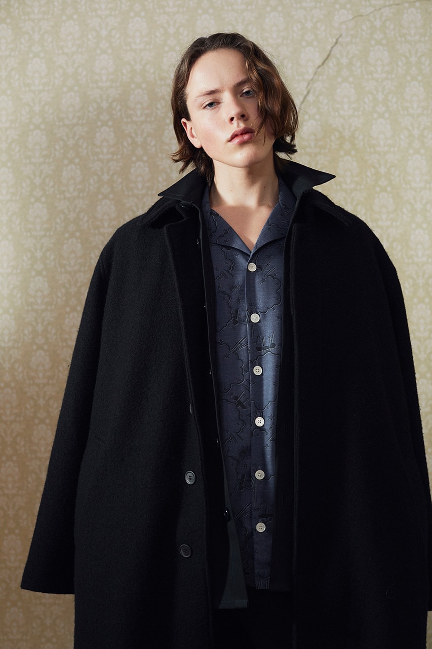 Schnayderman's Fall/Winter 2019 Collection Clothing Cop Purchase Buy Lookbook Lookbooks Collections 90s Inspired Mohair Cashmere Wool Viscose Camouflage Prints Blown Out Proportions Oversized Army Jackets Long Coats Checks Trousers Shirts 