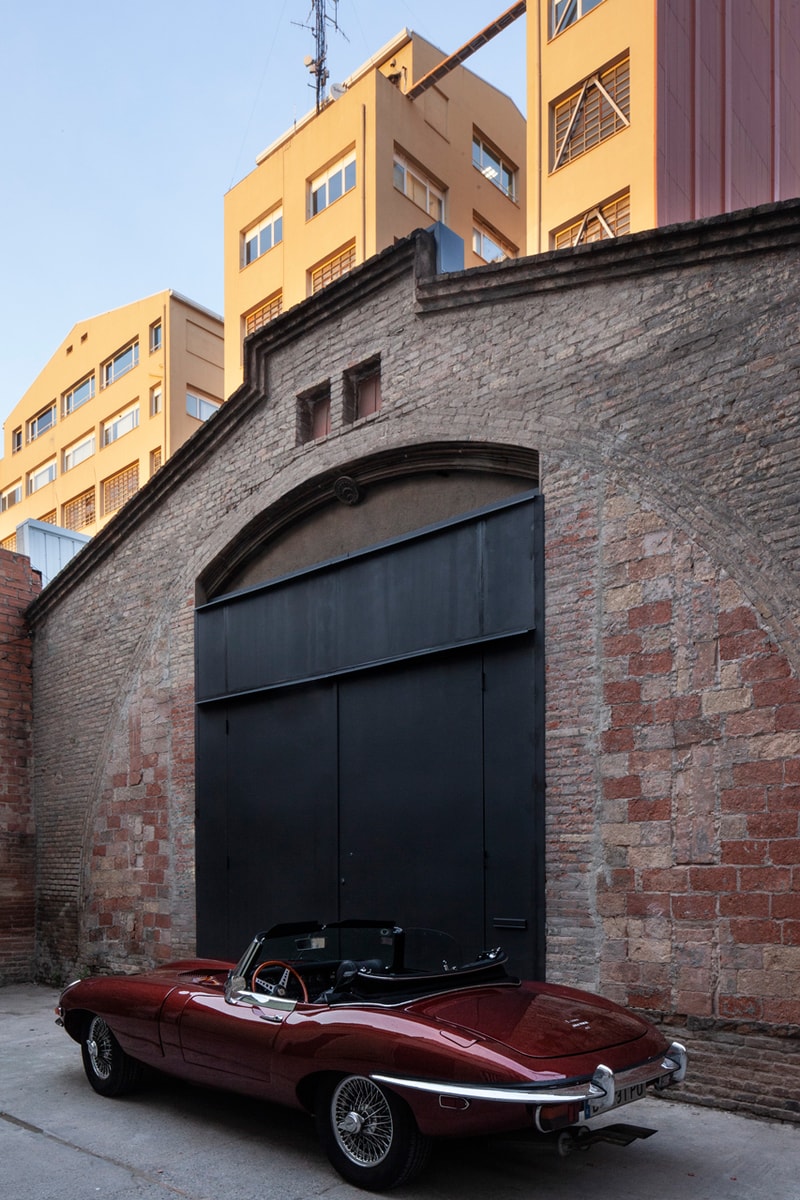 the theatre house barcelona spain cadaval sola morales architecture firm 