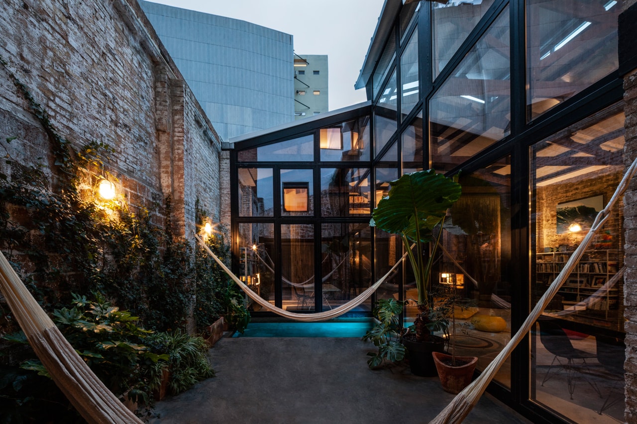 the theatre house barcelona spain cadaval sola morales architecture firm