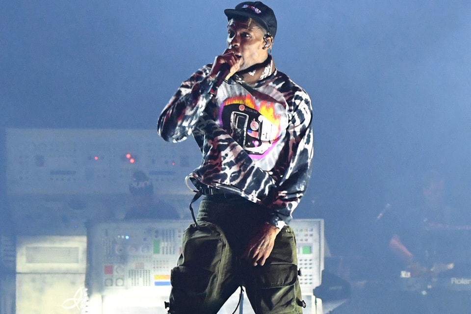 Travis Scott gives surprise 5 song performance at Coachella after