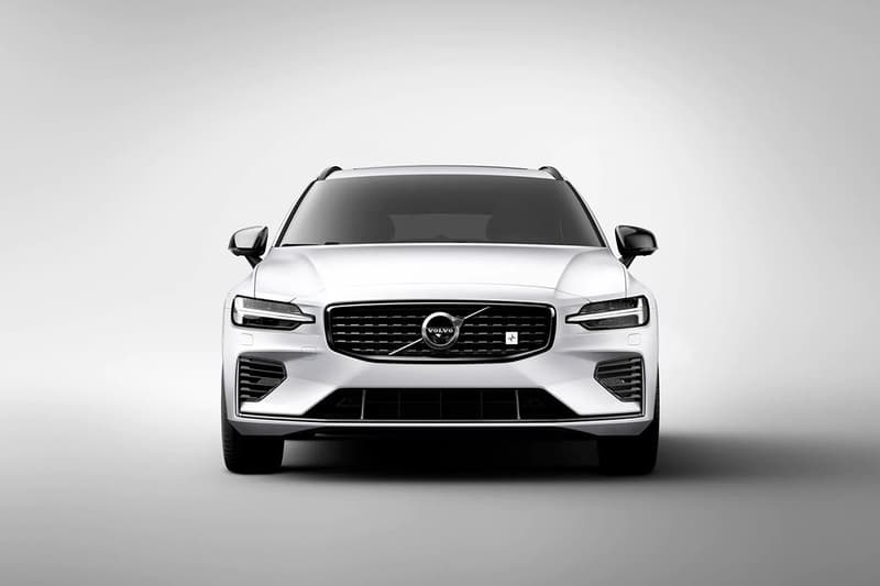 volvo polestar engineered v60 wagon Swedish Sweden wagon performance hybrid brembo Ohlins 