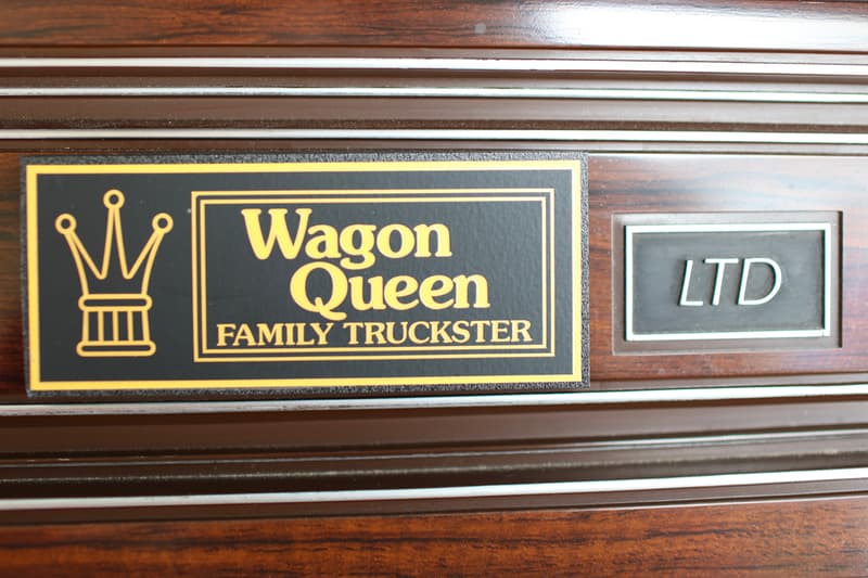 Wagon Queen Family Truckster Replica Sold $100,000 USD national lampoon's vacation barrett-jackson palm beach auction Chevy Chase Beverly D'Angelo Ford