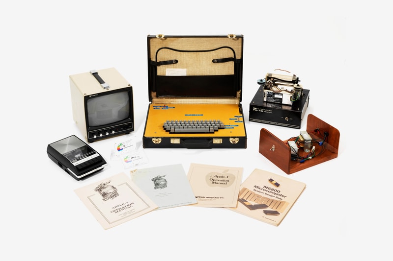 1976 Apple I in a Briefcase Christies Auction computer tech technology design original steve wozniak steve jobs 