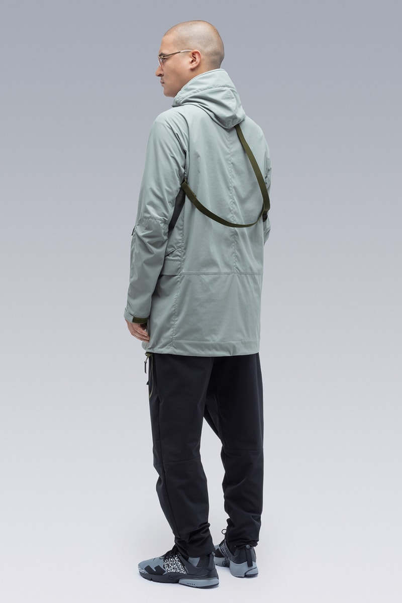ACRONYM New Pieces Drop Collection Summer 2019 Errolson Hugh Designed Avant Guard Techwear GORE-TEX Windstopper Cape Closer Look