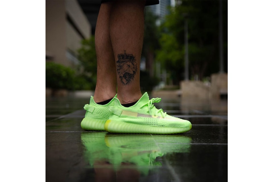 Adidas yeezy glow in dark Clearance