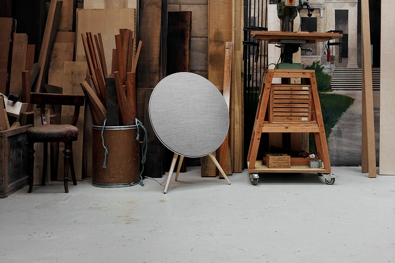Bang and Olufsen Beoplay A9 Air Play Google Assistant Equipped Technological Update Sound Speaker Music Venice Biennale Festival Active Room Compensation Chromecast Apple Airplay 2 Kvadrat Customization