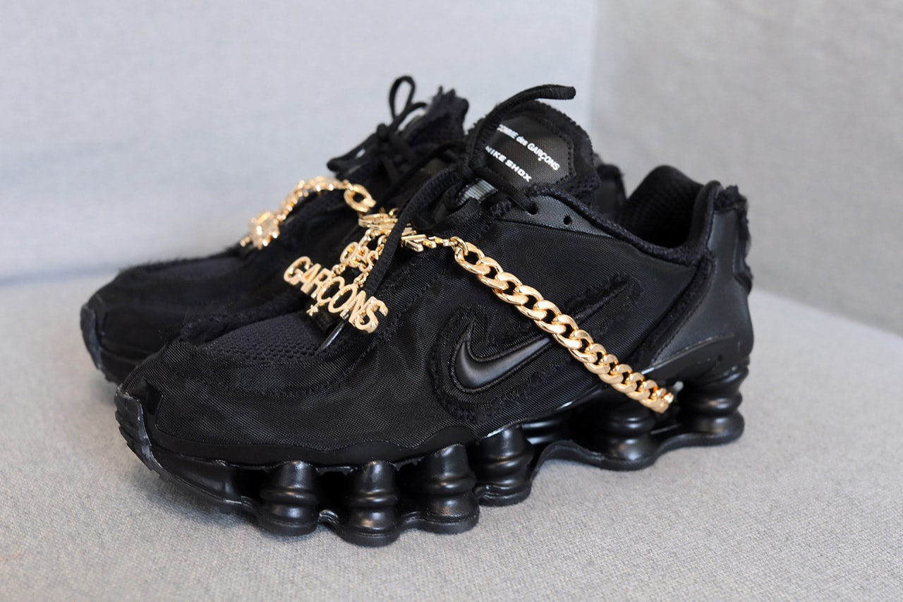 COMME des GARÇONS x Nike Shox TL Closer Look Black Gold Swoosh Japanese White Silver Hardware Chain Footwear Sneaker Release Information
