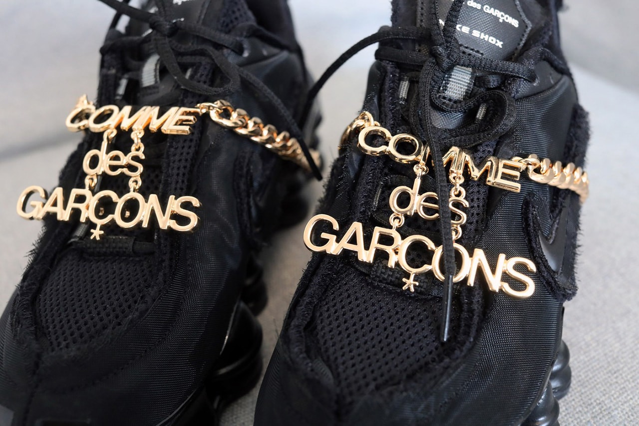 COMME des GARÇONS x Nike Shox TL Closer Look Black Gold Swoosh Japanese White Silver Hardware Chain Footwear Sneaker Release Information