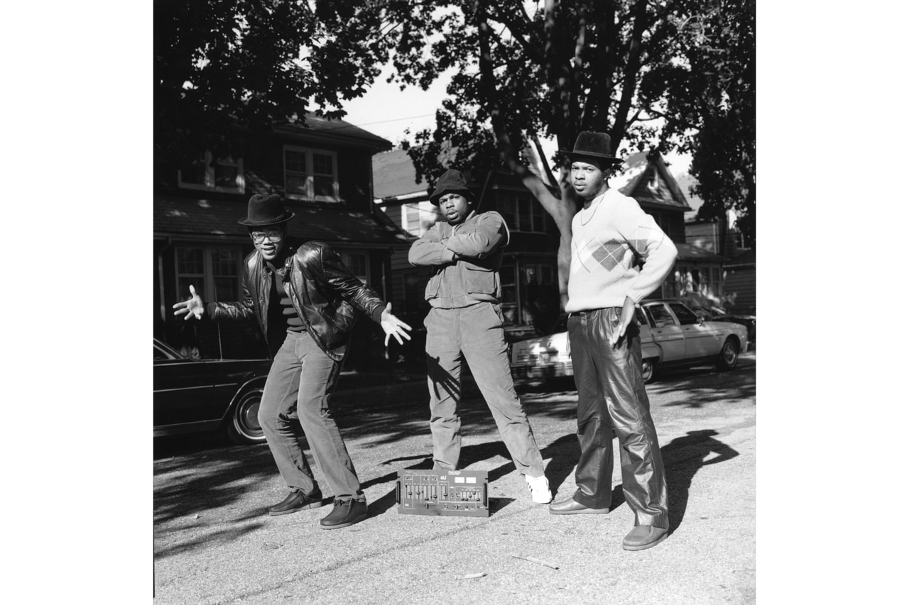 contact high a visual history of hip hop exhibition artworks photographers annenberg space for photography