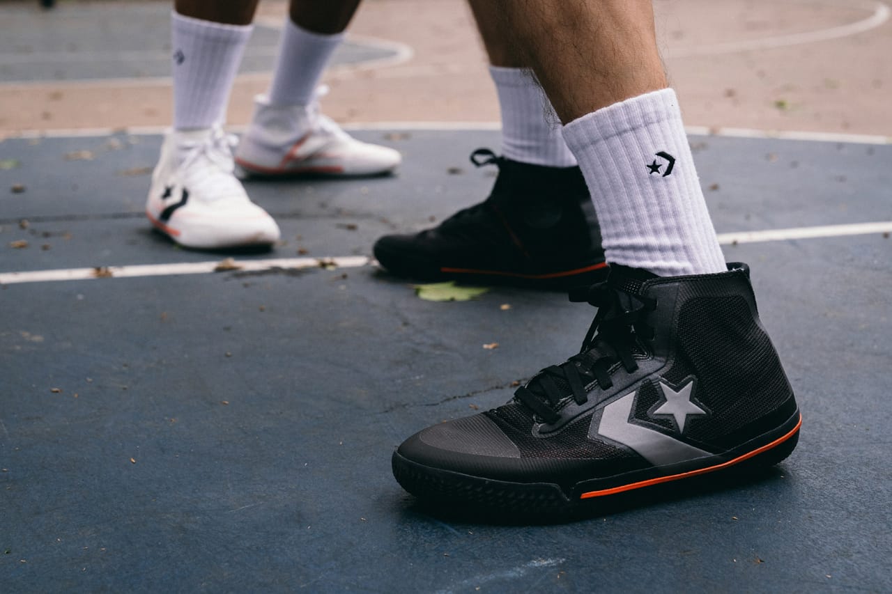 converse black basketball shoes
