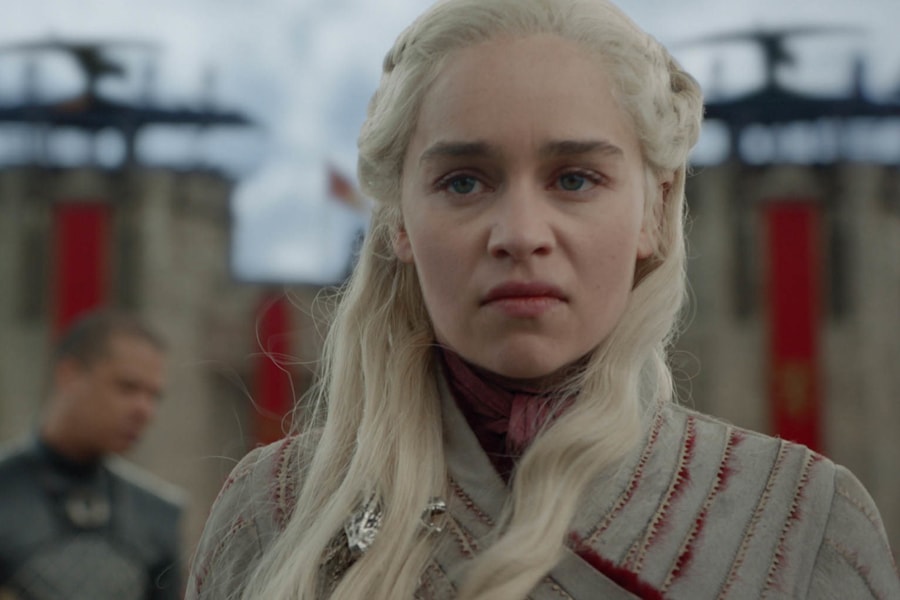 Emilia Clarke GoT Game of Thrones Season 8 Episode 6 Finale Daenerys Targaryen