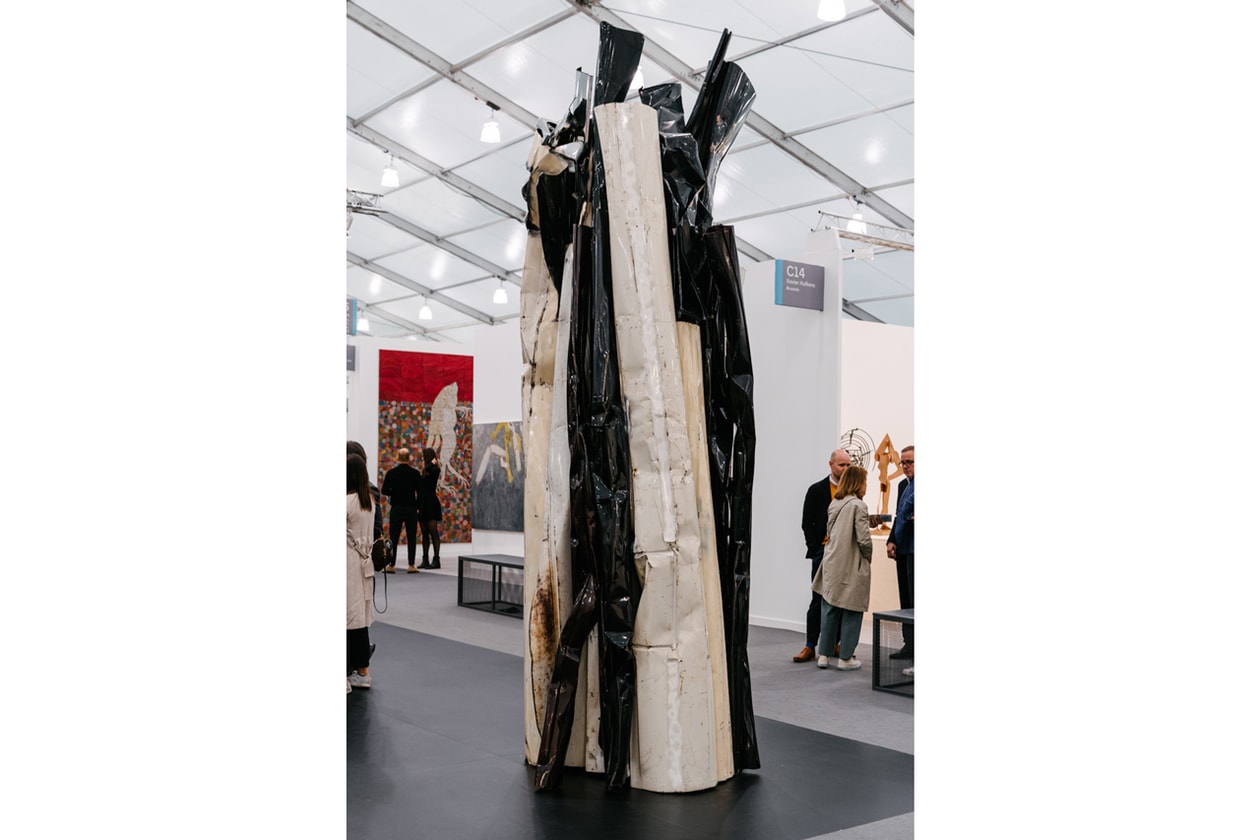 frieze new york best booths salon 94 perrotin gagosian white cube kaikai kiki takashi murakami tom sachs