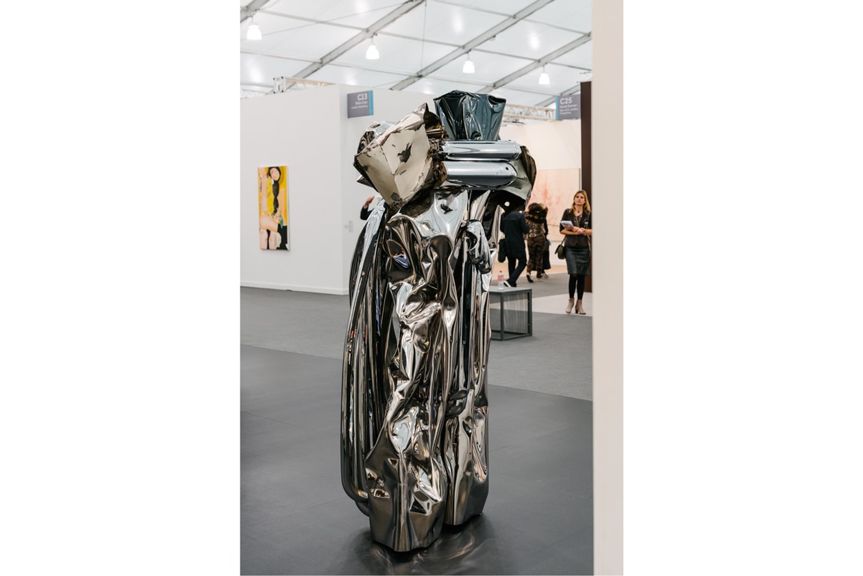 frieze new york best booths salon 94 perrotin gagosian white cube kaikai kiki takashi murakami tom sachs