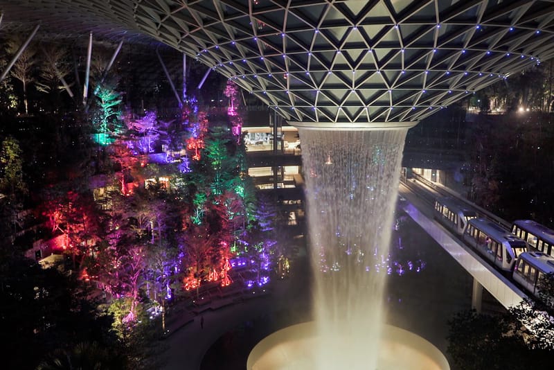teamLab Brings Two Immersive Artworks to Singapore's Jewel Changi Airport