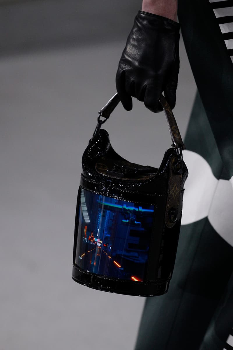 Louis Vuitton Cruise 2020 Nicolas Ghesquière Runway Bags Screen OLED LCD Touchscreen Bag Graphic Display Monogram First Look