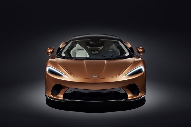 McLaren GT 2019 Grand Tourer New Sports Car Supercar Reveal $210,000 USD Lightweight Fast Power 0-60mph 3.1 seconds 203mph bespoke Pirelli P ZEROTM