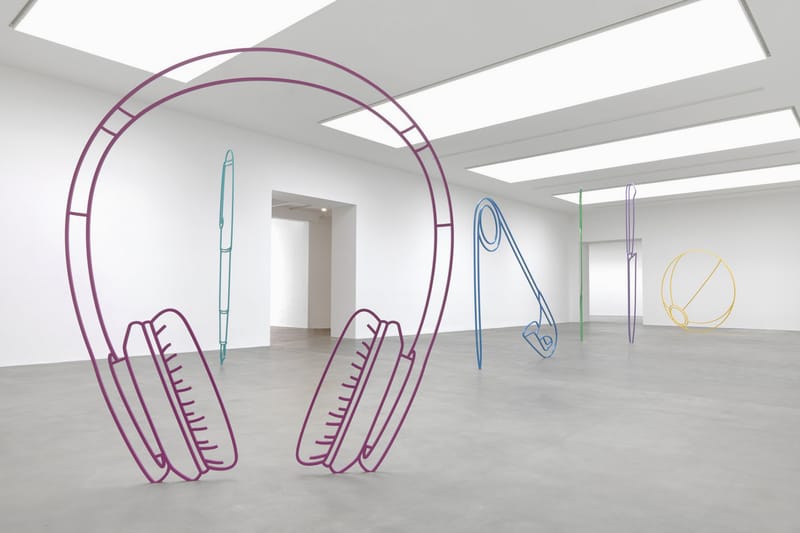 Michael Craig-Martin Displays Giant Sculptures of Everyday Objects in Gagosian London