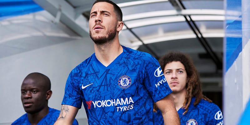 chelsea kit with star