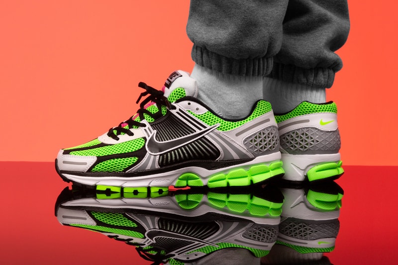 Nike Vomero 5 SE SP "Dark Grey" "Electric Green" "Racer Blue"