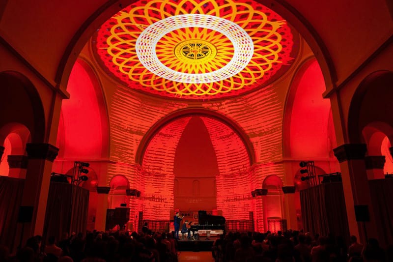 REVOK's Pulsing 'Spirograph' Artworks Projected Onto Musical Performance