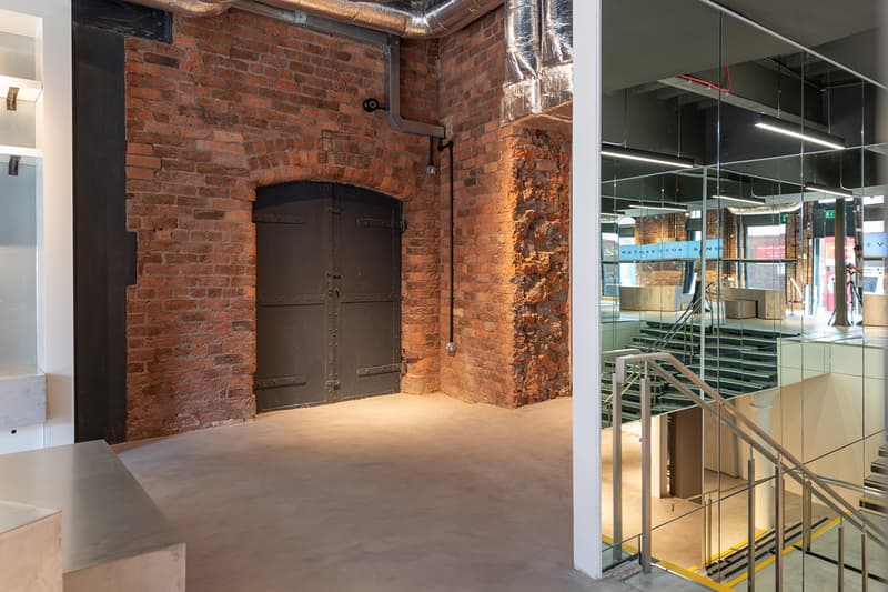 SEVENSTORE Liverpool Acne Studios Samuel Ross A-Cold-Wall* Off-White™ 1017 ALYX 9SM Martine Rose Baltic Triangle Community Lead New Shop High End Menswear Streetwear Sneakers Designer Garments Labels