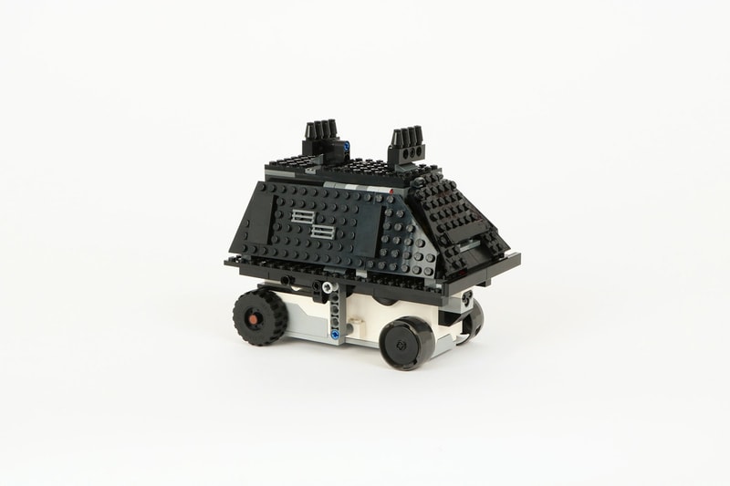 LEGO 'Star Wars' BOOST Droid Commander Set Details set programmable R2-D2, the Gonk droid, and the Mouse droid application controllable drop date price info release 