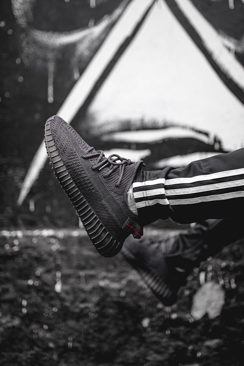 yeezy 5 on feet black