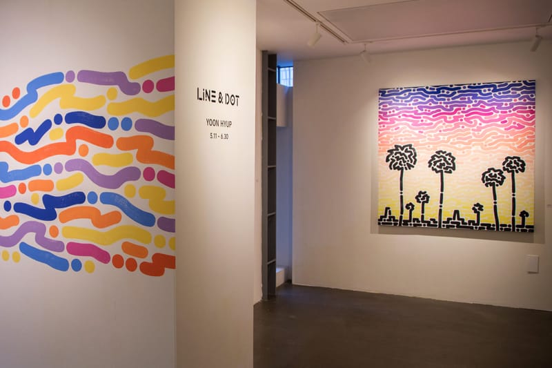 Yoon Hyup's Vibrant "Line & Dot" Paintings on Display at Seoul's EverydayMooonday Gallery