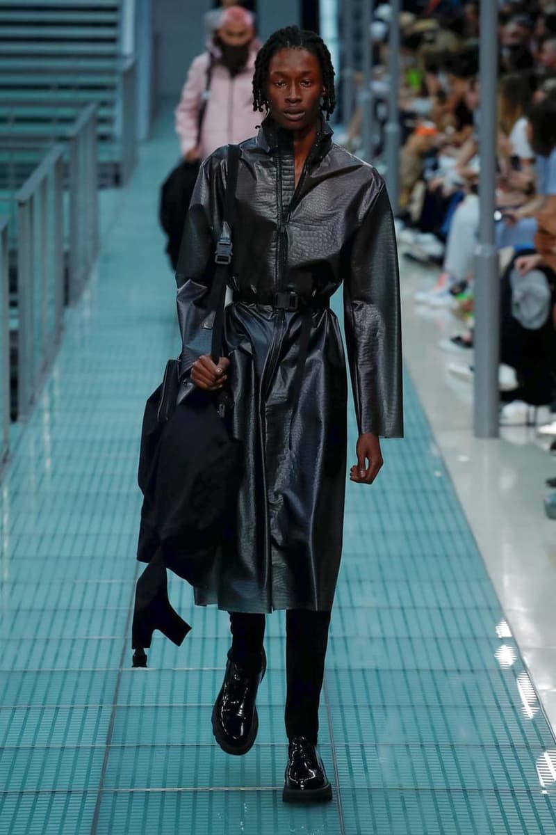 1017 ALYX 9SM Spring/Summer 2020 Runway Show paris fashion week ss20 pfw menswear womenswear mens womens matthew m williams studio collection