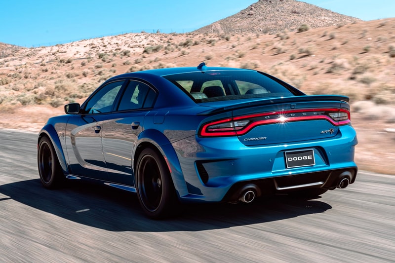 2020 Dodge Charger SRT Hellcat Widebody Info racing racer speed car sedan horsepower american made pirelli 