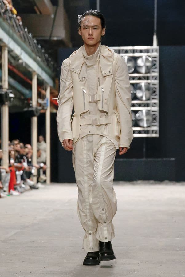 A-COLD-WALL* Spring/Summer 2020 Runway Collection london fashion week men's samuel ross “MATERIAL STUDY FOR SOCIAL ARCHITECTURE” 