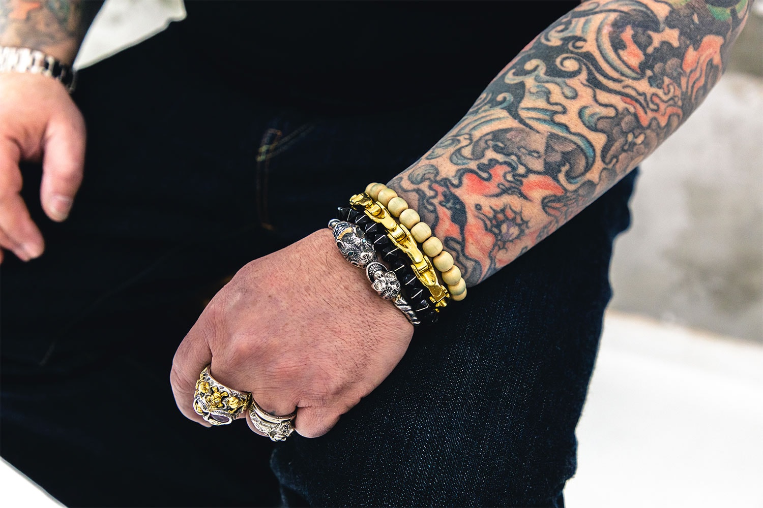 Bill Wall Leather Silver Jewelry Interview skulls vinavast Malibu silversmith Hong Kong Skulls Gold Diamond Smiley Face Silver 925 accessories rings bracelets bangles earrings