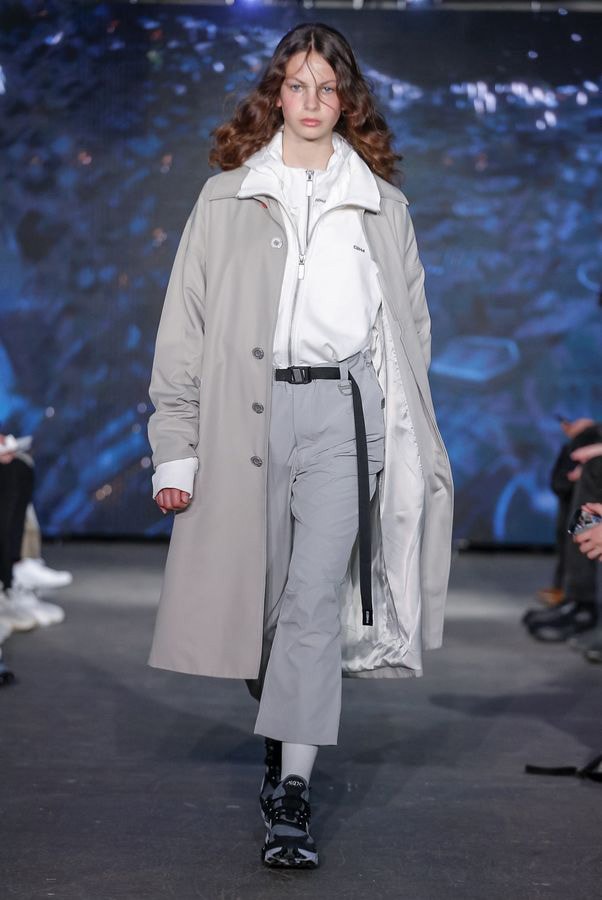 C2H4 Spring/Summer 2020 SS20 London Fashion Week Men's LFWM runways los angeles