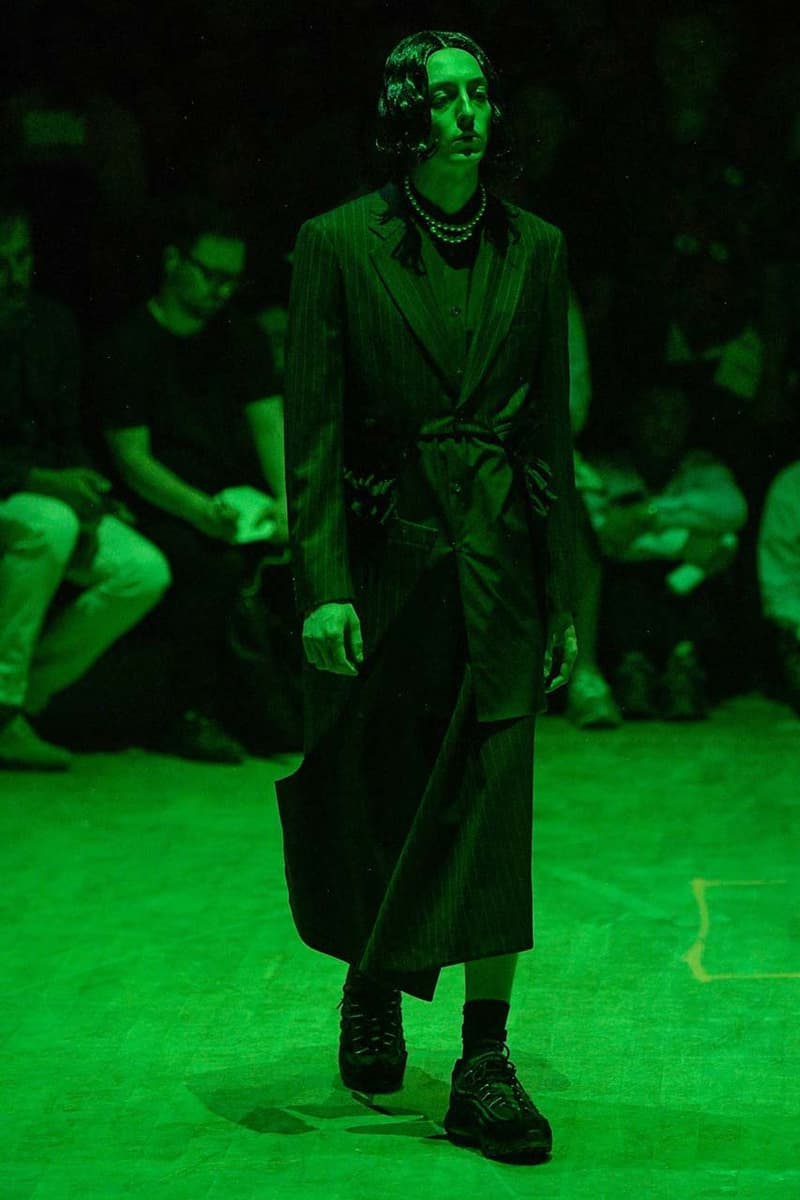 COMME des GARÇONS HOMME PLUS SS20 Runway Show collection spring summer 2020 paris fashion week pfw look air max 95 nike collaboration menswear