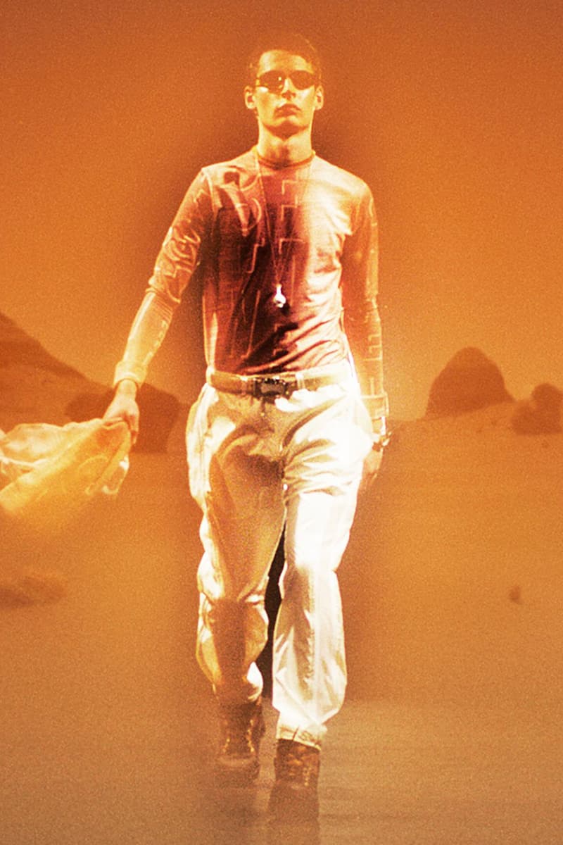 COTTWEILER Spring Summer 2020 Collection Paris Fashion Week Saville Row Tailoring Technical Futuristic Egypt Research Athletic Track pants shirt shoes Backpack projection digital