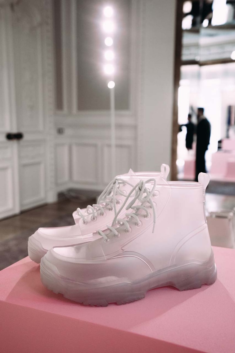 Dior Spring/Summer 2020 Collection Closer Look showroom re see ss20 kim jones daniel arsham yoon matthew m williams rollercoaster buckle menswear paris fashion week pfw rimowa bag collaboration shoes accessories shirts bags