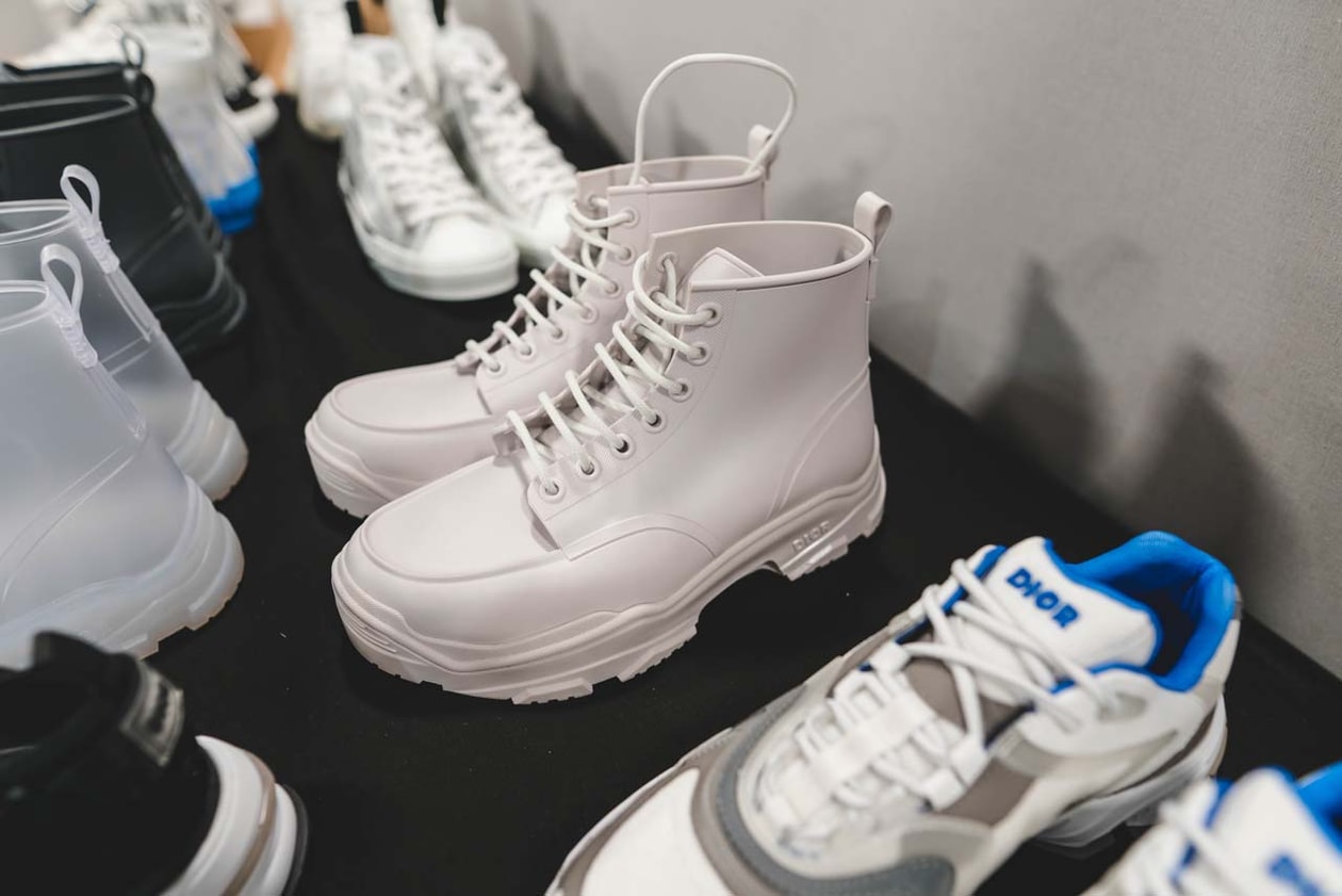 Dior Spring/Summer 2020 Runway Collection at PFW paris fashion week mens ss20 kim jones daniel arsham artist collaboration alyx studio matthew m william yoon jewelry backstage closer look menswear