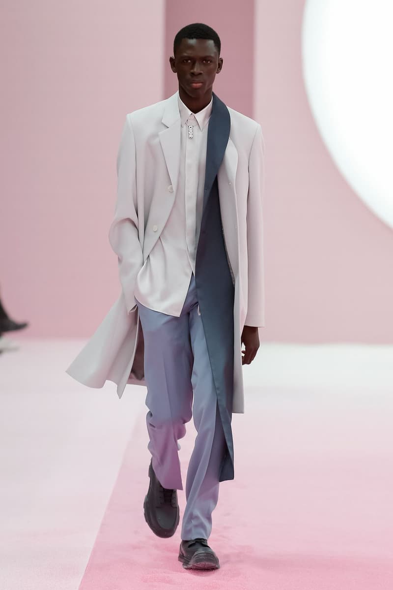 Dior Spring/Summer 2020 Runway Collection at PFW paris fashion week mens ss20 kim jones daniel arsham artist collaboration alyx studio matthew m william yoon jewelry backstage closer look menswear