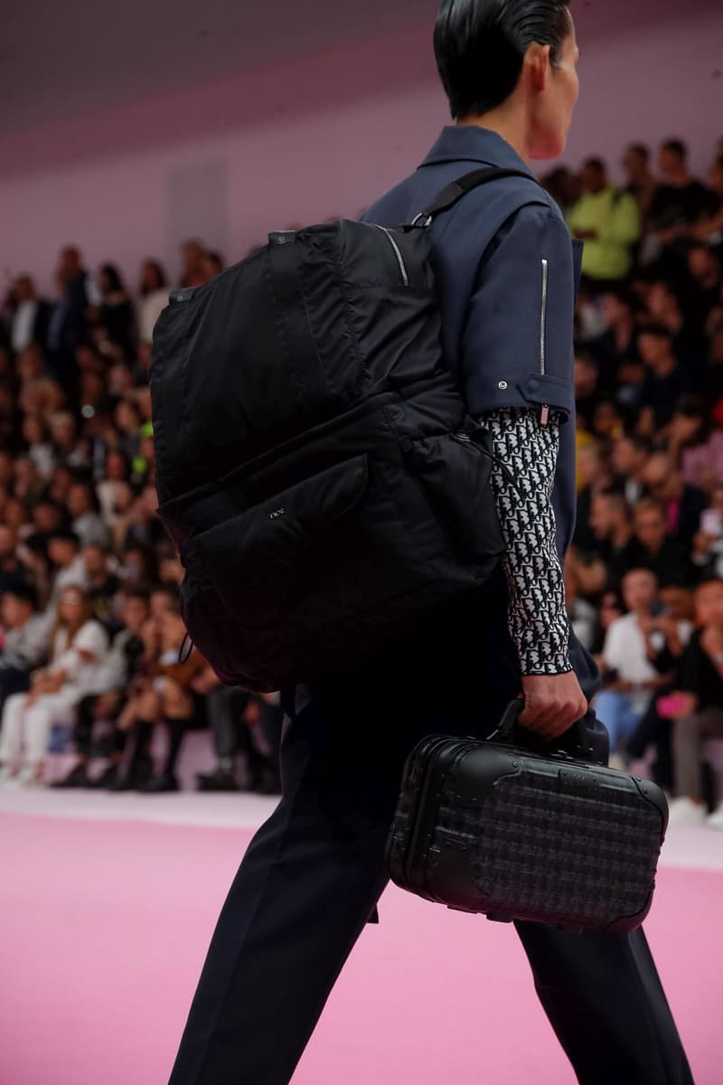 Dior Spring/Summer 2020 Runway Collection at PFW paris fashion week mens ss20 kim jones daniel arsham artist collaboration alyx studio matthew m william yoon jewelry backstage closer look menswear