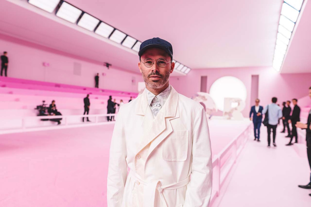 Dior Spring/Summer 2020 Runway Collection at PFW paris fashion week mens ss20 kim jones daniel arsham artist collaboration alyx studio matthew m william yoon jewelry backstage closer look menswear