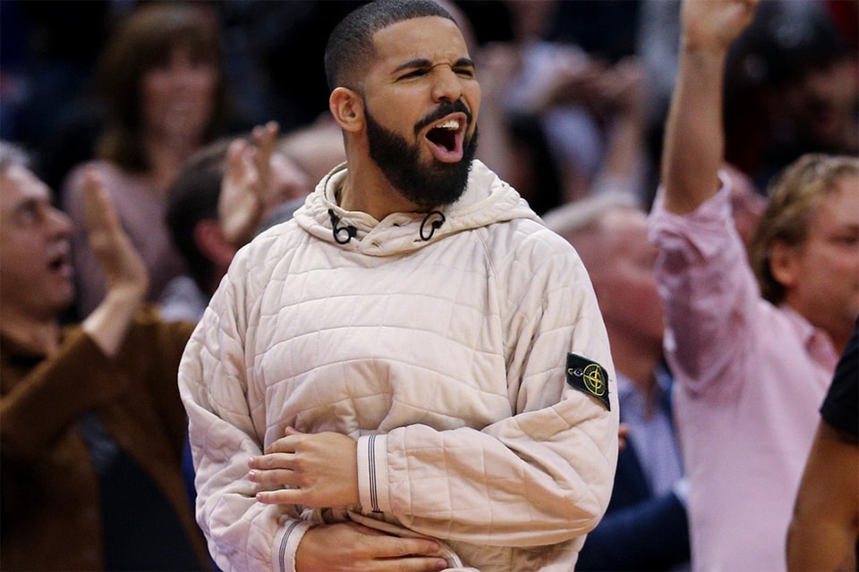 The Warriors sing Drake's 'Big Rings' as they get their championship