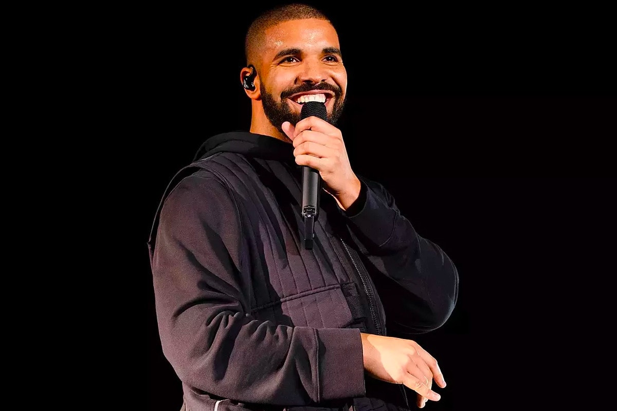 Drake Hotline Bling at Las Vegas Madame Tussauds drizzy 6 god music video OVO rolex wax statue installation james turrell