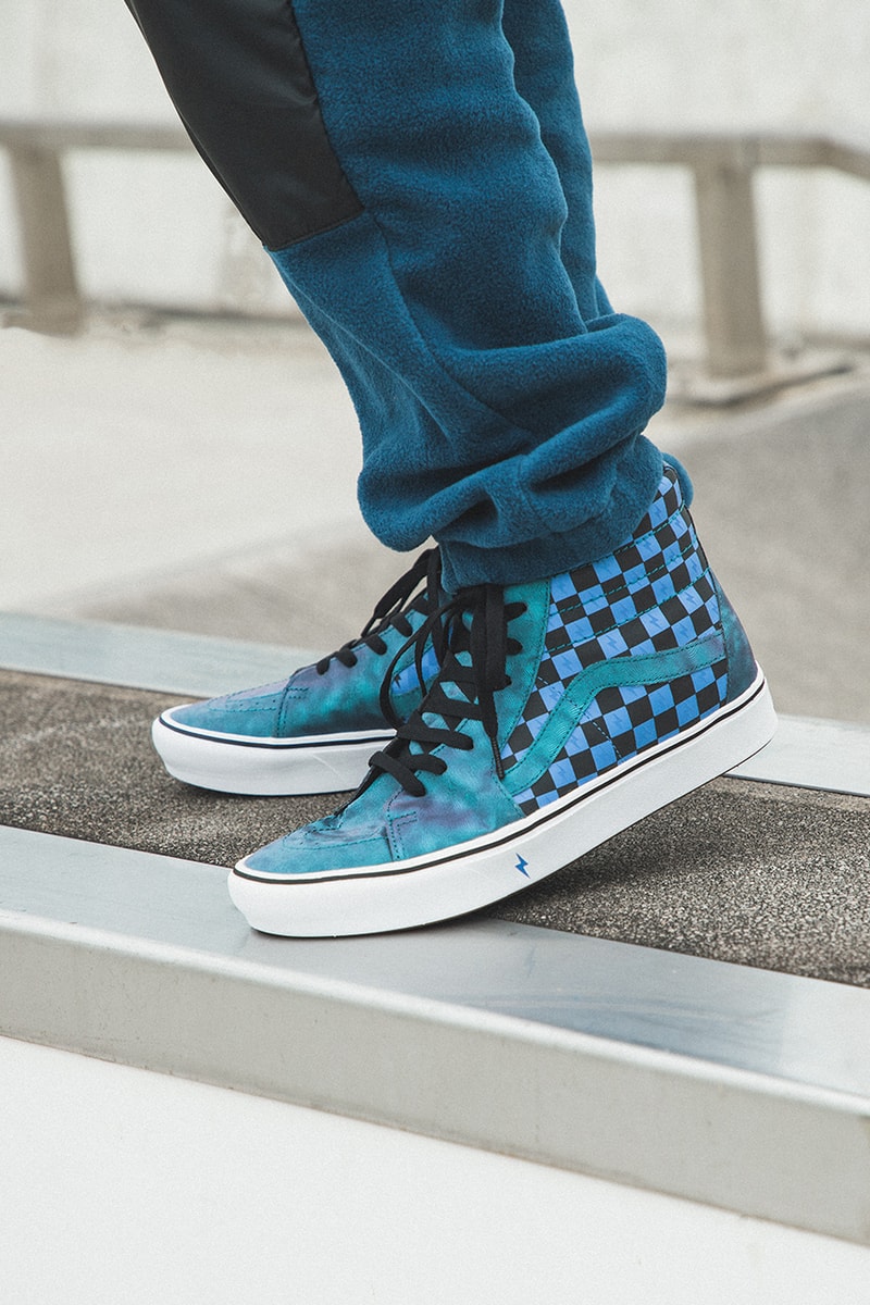 harry potter j k rowling vans era sk8-hi classic slip on authentic closer on foot look buy cop purchase hbx gryffindor slytherin daily prophet lightning bold blue green red yellow