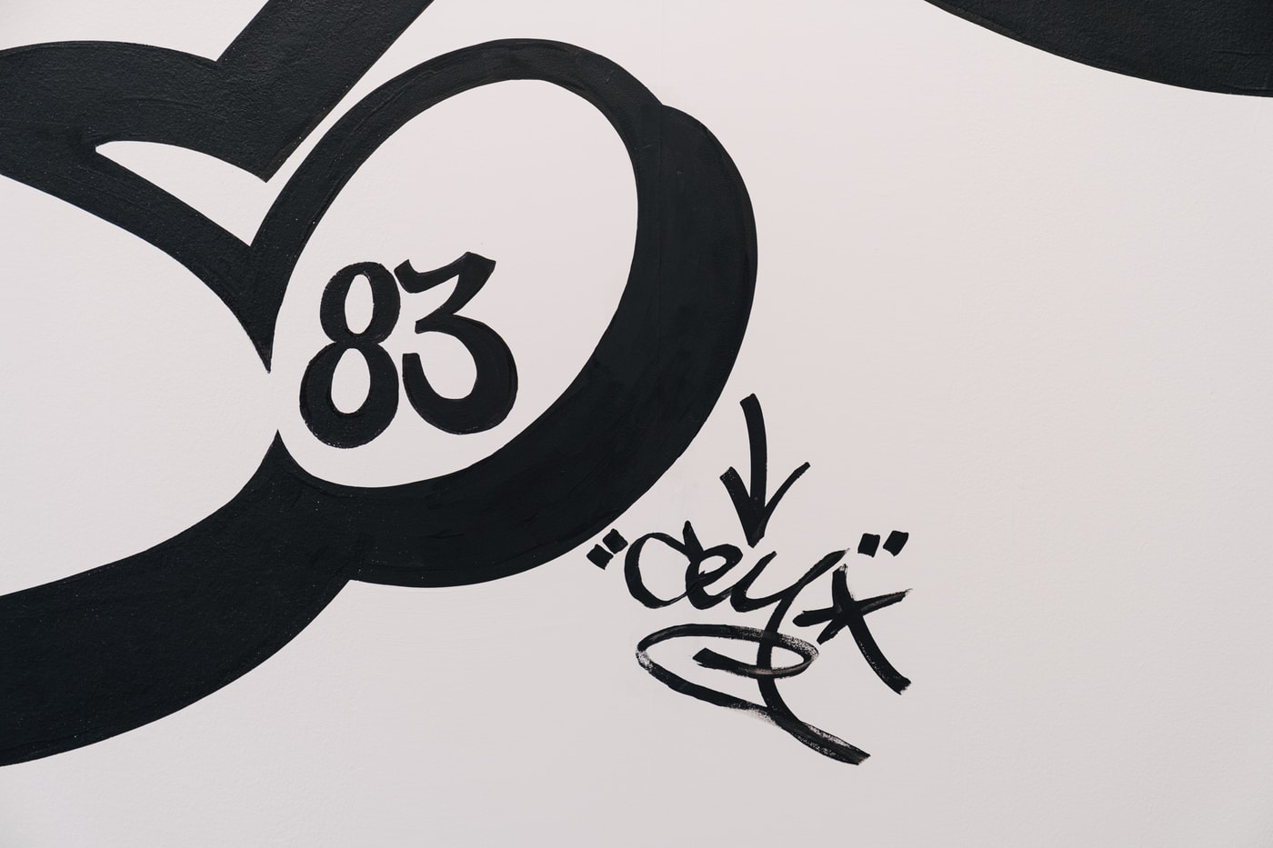 beyond the streets new york recap exhibition artists artworks graffiti street art roger gastman rosie perez shepard fairey takashi murakami madsaki futura installations sculptures