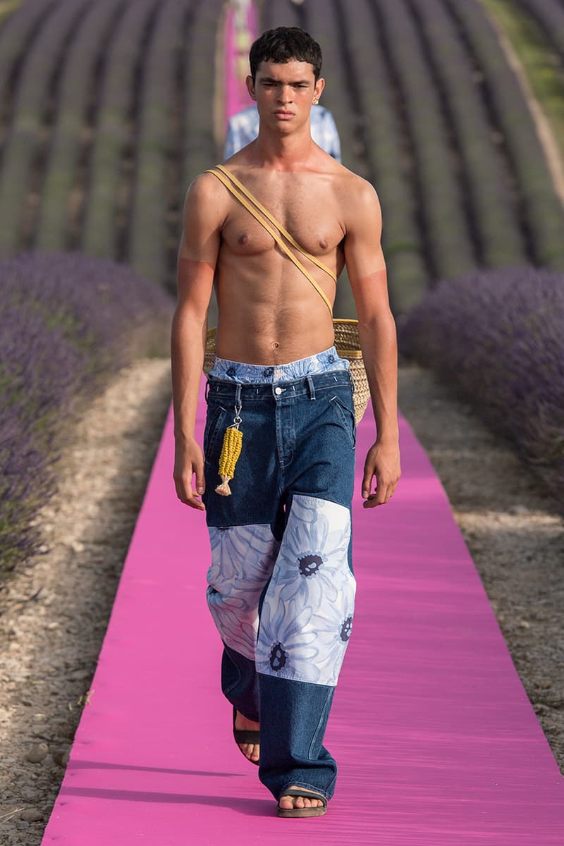 Jacquemus Spring/Summer 2020 Show "Le Coup de Soleil" The Sunburn Paris Fashion Week Men's SS20 Runway Collection Closer Look Review Best Looks Simon Porte Fashion Swarovski Collaboration