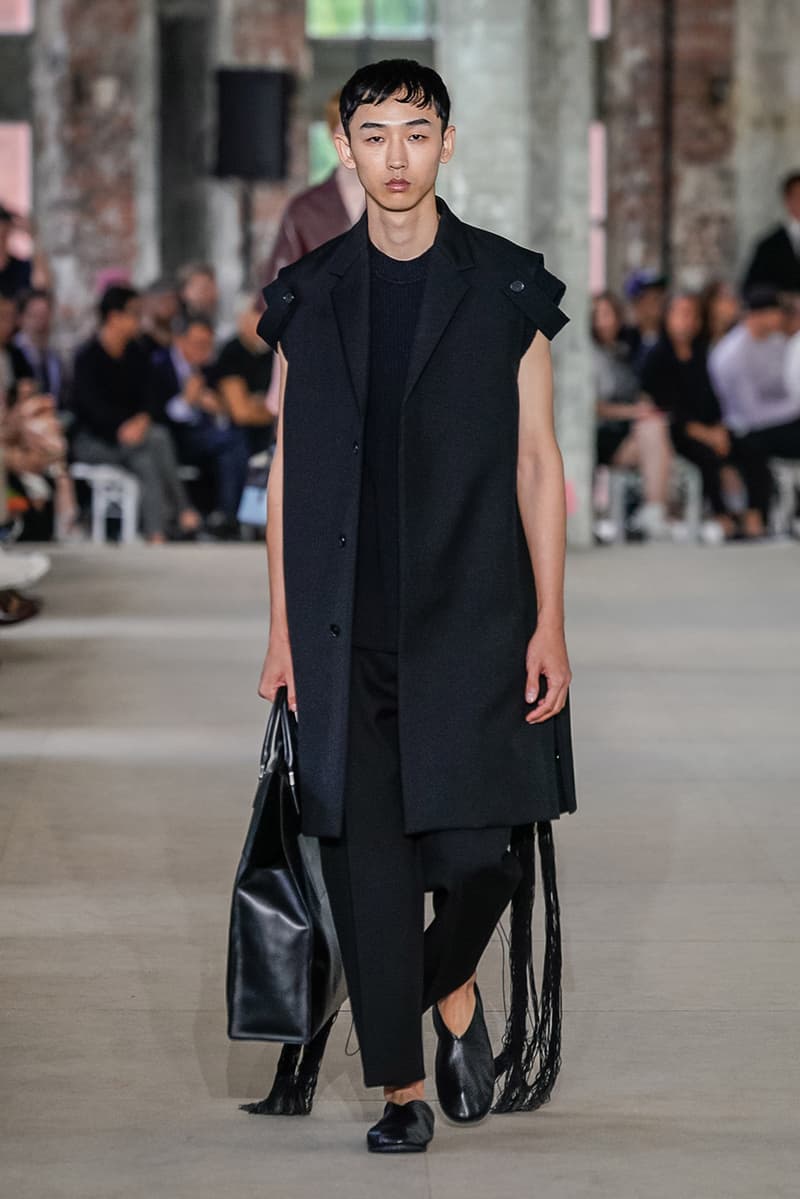 jil sander spring summer 2020 mens collection runway show paris fashion week 