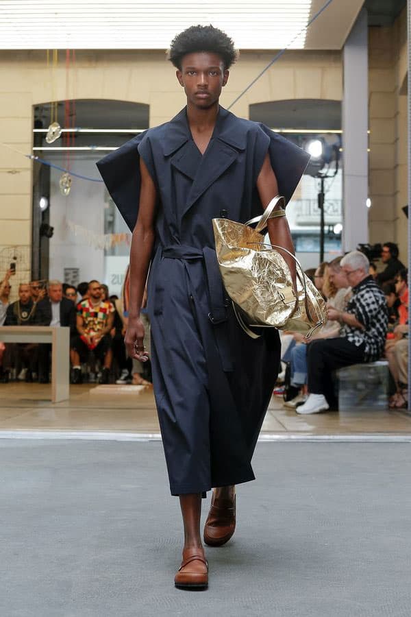 JW Anderson SS20 Paris Fashion Week Runway Show spring summer 2020 Jonathan Anderson